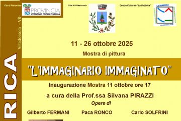 Foto di quadri con informazioni sulla mostra su sfondo giallo