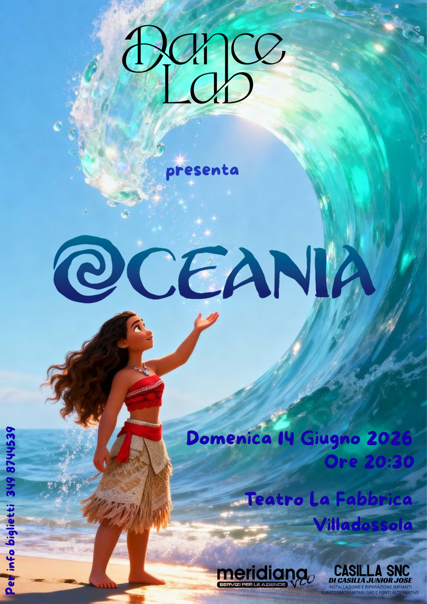 Ragazza in spiaggia con davanti una grande onda