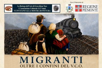 Alcune persone in attesa di un treno e altre in attesa di un aereoplano con sacchetti e valigie